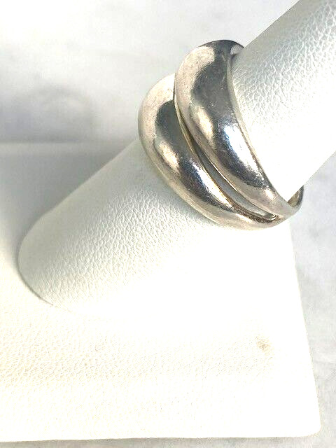 925 Sterling Split Front Band Ring Size 7.75