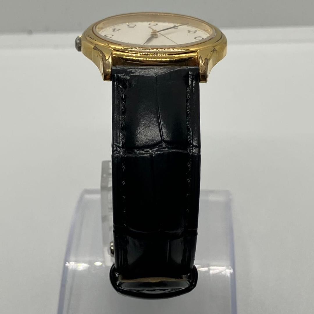 Excellent condition, fully functional SEIKO men’s quartz watch, gold and whi