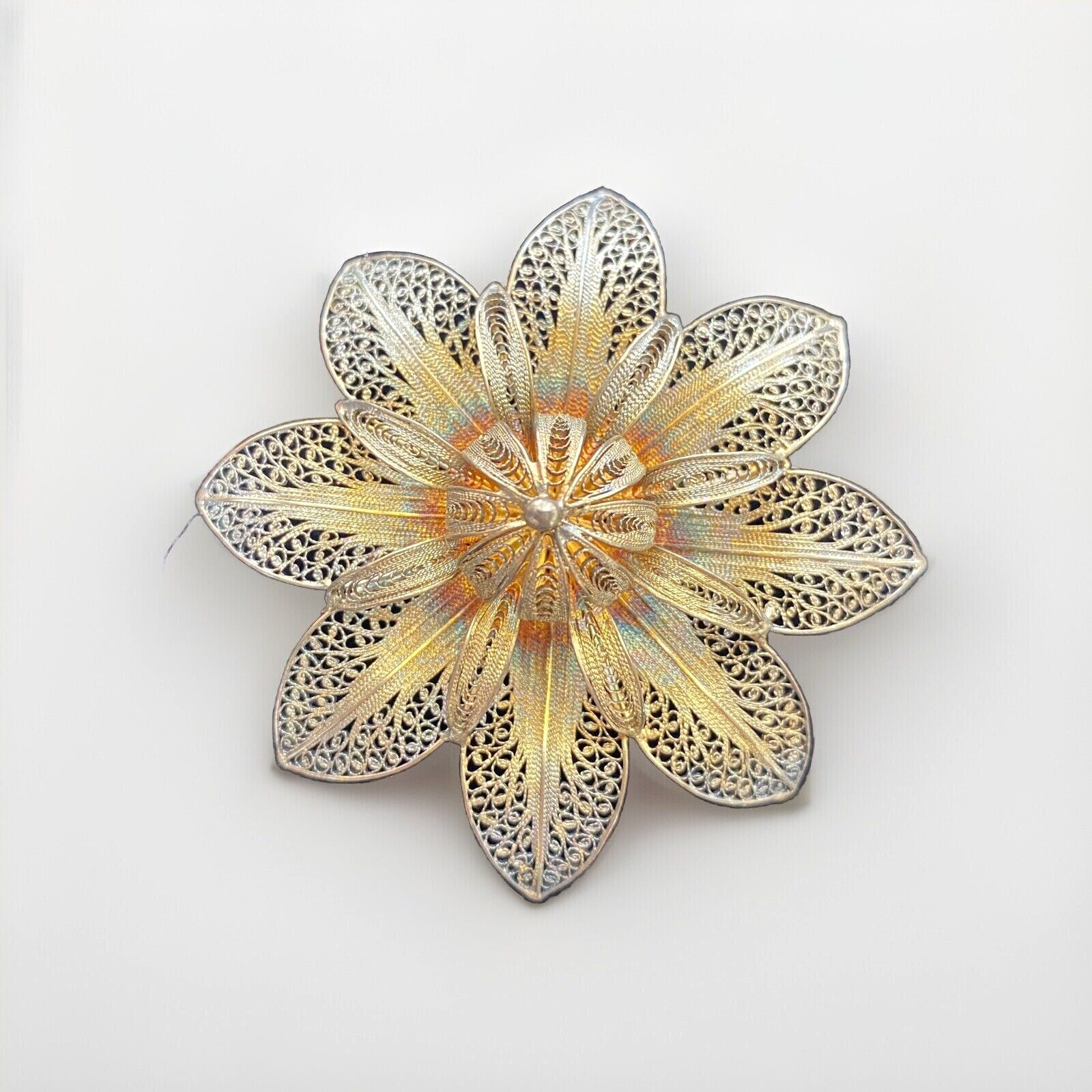 Vintage 2-3/8″ Wide Fine Silver Filigree Flower Brooch with Gold Wash 12 Grams