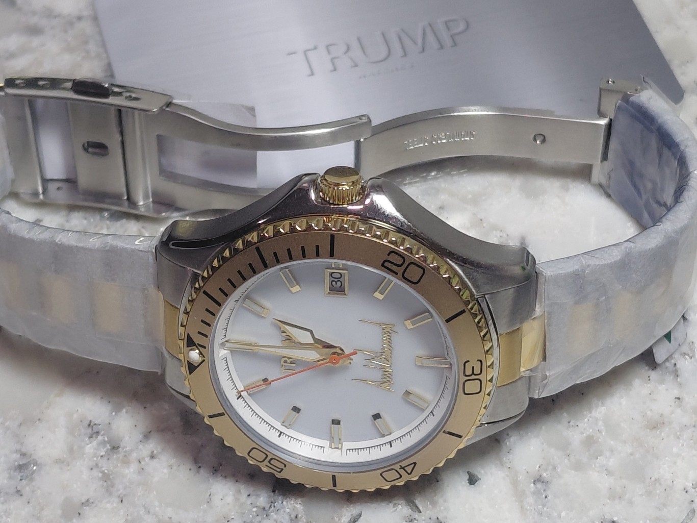 #390/500 Limited Edition TRUMP PRESIDENTIAL MOGUL – TWO TONE GOLD WHITE DIAL