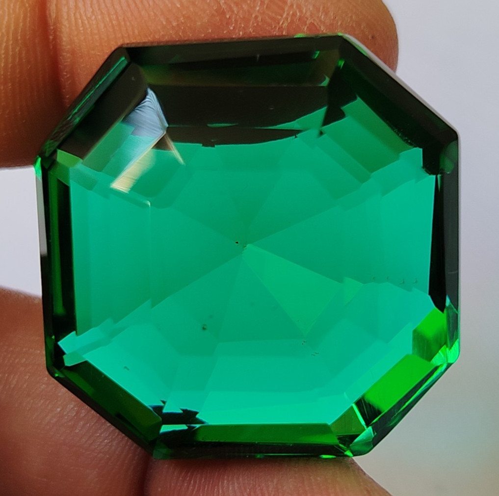 84.55 Ct. Large Asscher Cut Colombian Green Emerald Loose Gemstone Gift 4 Women