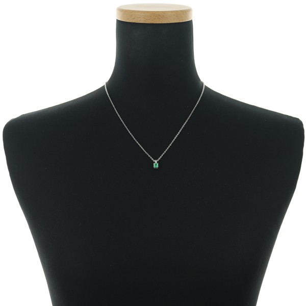 Emerald 0.50ct Diamond 0.01ct Pendant 950 Platinum
