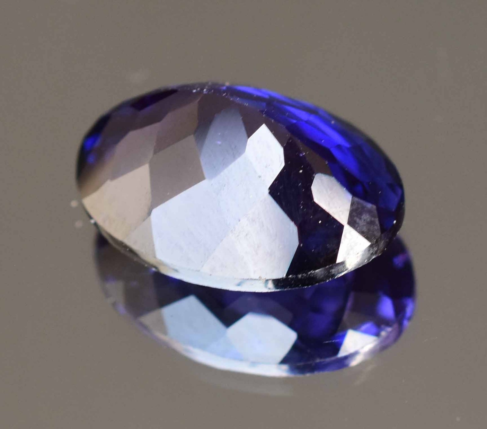 Natural 10.50 Ct Boysenberry Sapphire AGL Certified Oval Stunning Loose Gemstone