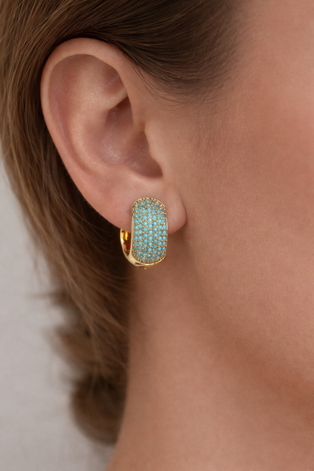 ZARD Turquoise Huggie Hoop Earrings in 14K Gold