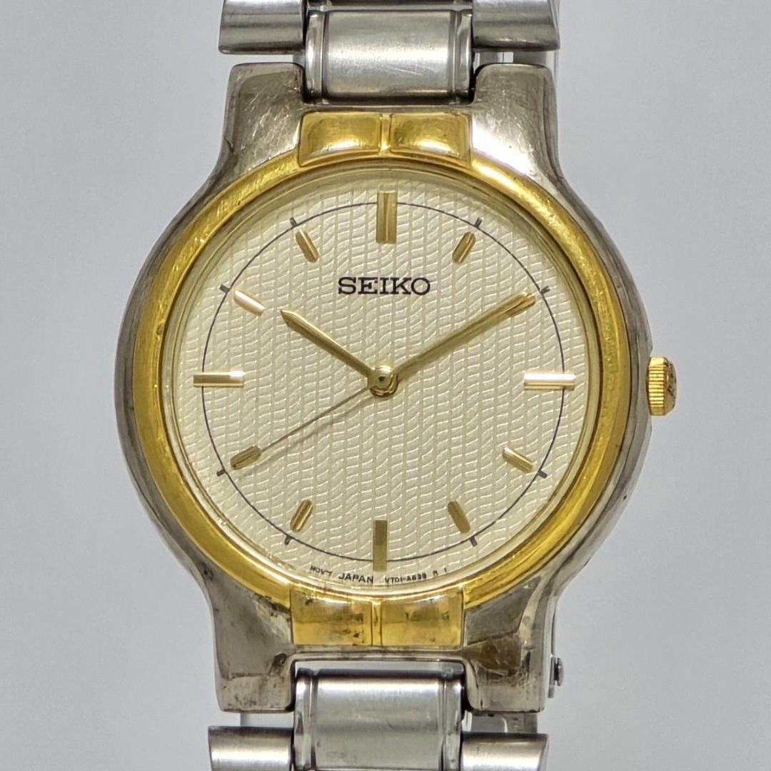 SEIKO V701-A090 Two-Tone Quartz Men’s Watch Non-Working