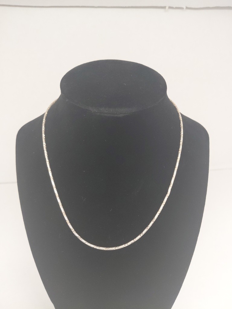 Sterling Silver 925 Chain Necklace Twisted Style 16″ – 9.3 Grams