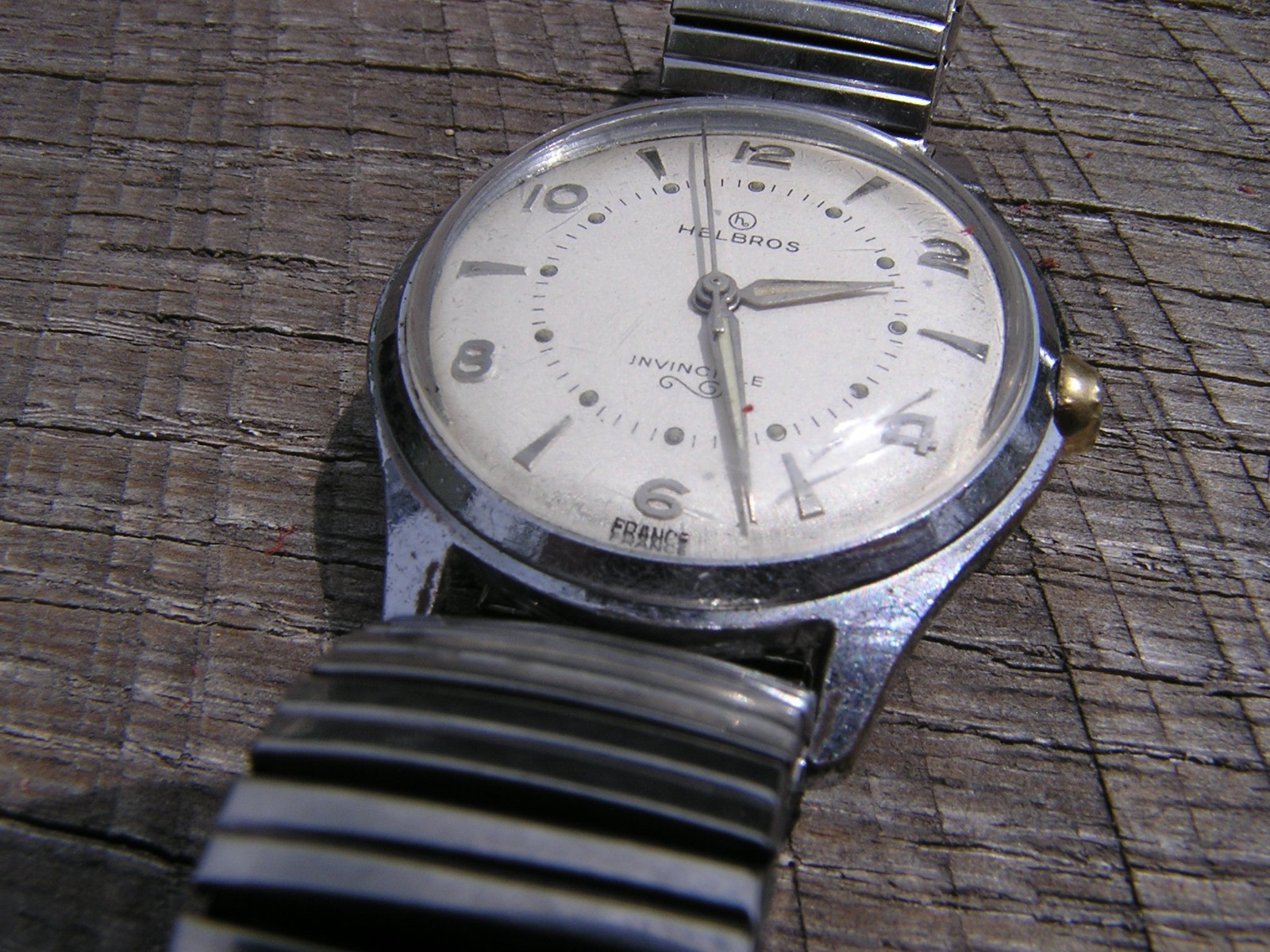 Vintage Helbros Invincible Mechanical Men’s Watch …Smooth hand sweep