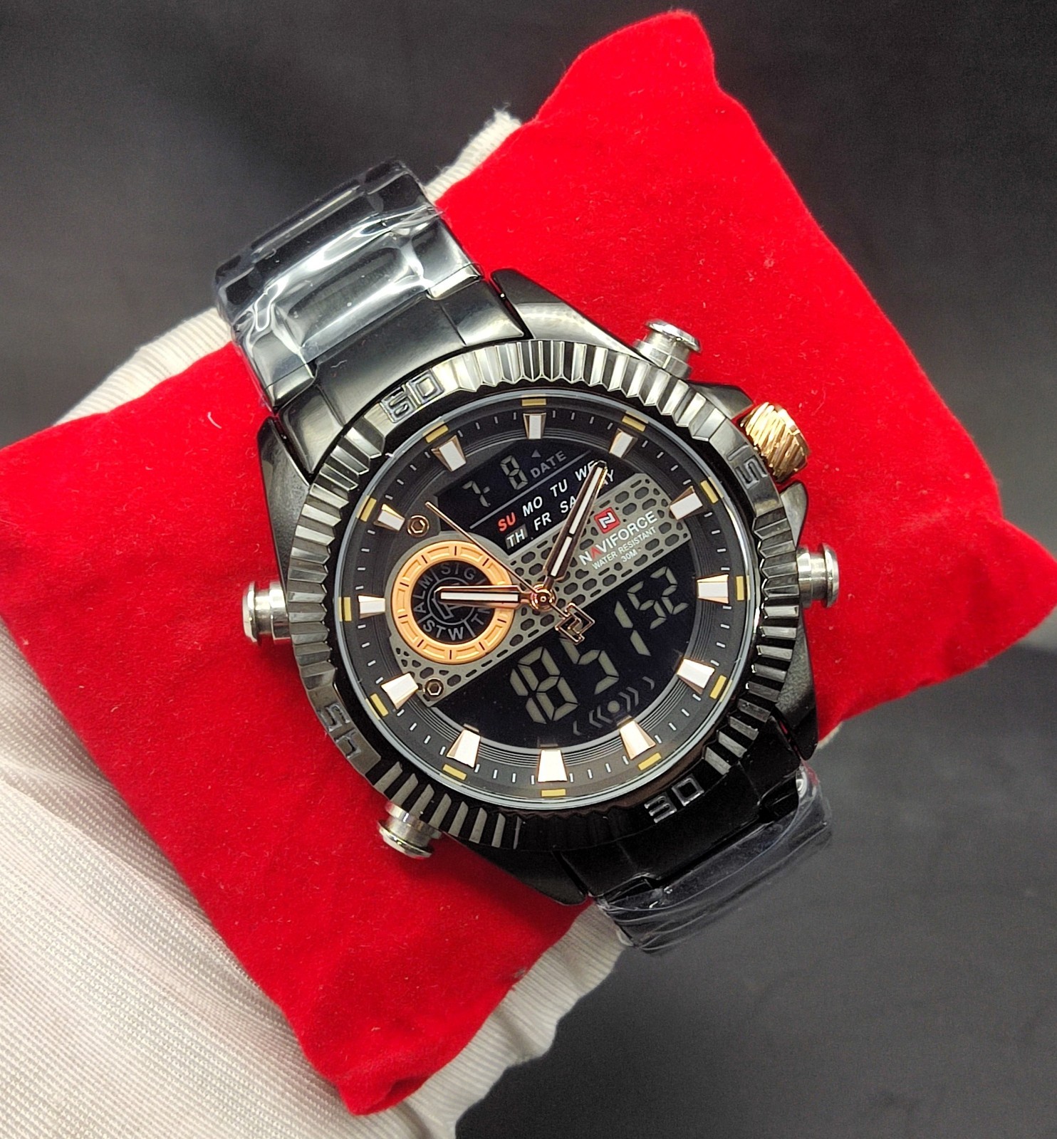 #Refurbished Naviforce Stainless Steel Double Display Men’s Wrist Watch