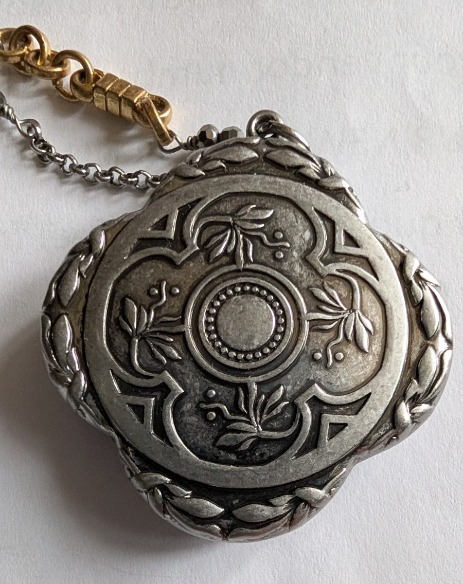 Cabi necklace Dome des Invalides mirror compact quatrefoil shaped pendant