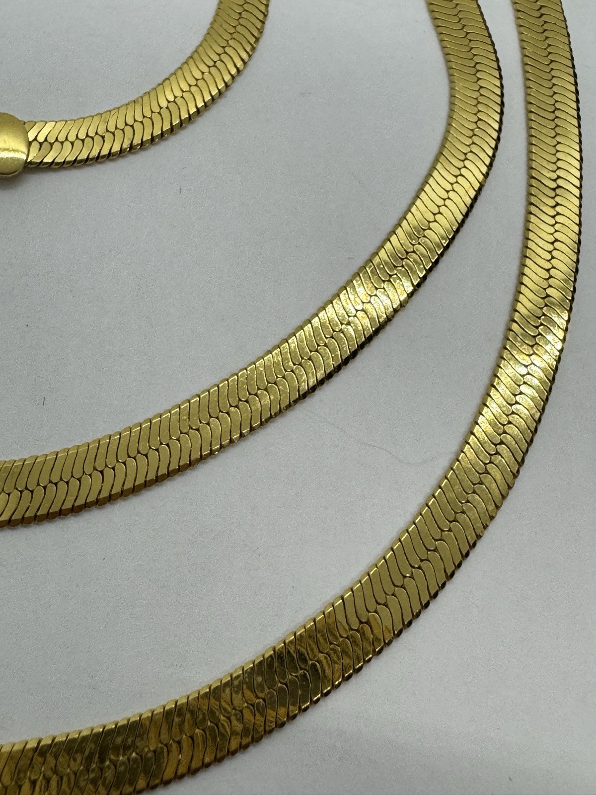 Herringbone Flat Gold Tone Chain Necklace 30″ 5mm