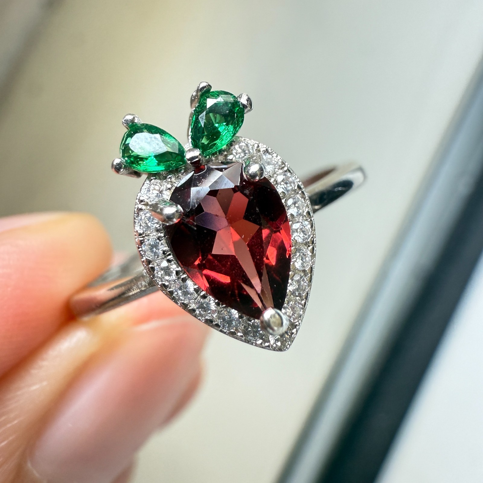 925 Sterling Silver Ring 7x5mm Natural Rhodolite Garnet Zircon Carrot Diopside