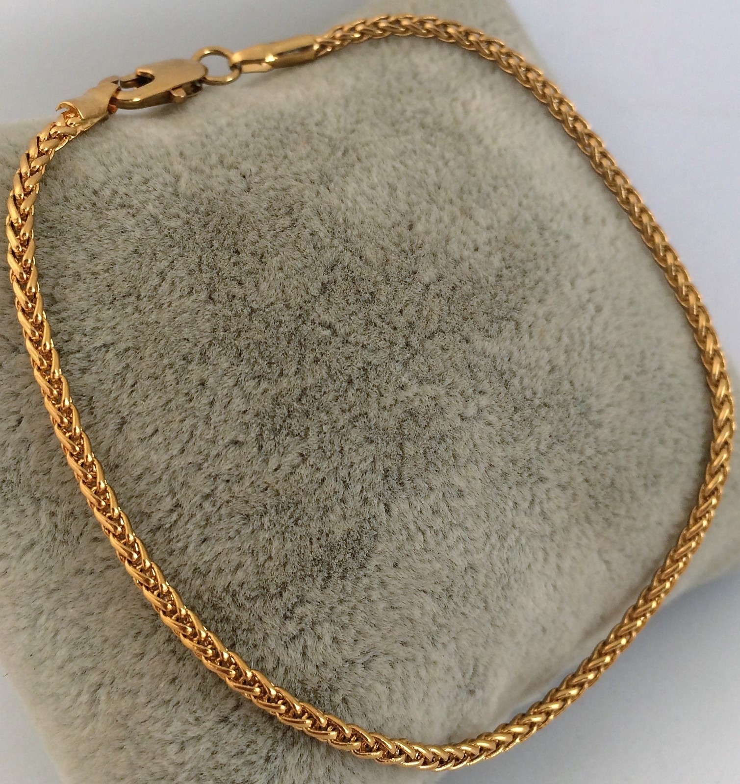 Man’s 18K Gold Layered 3mm Popcorn bracelet 8 1/4 LY08