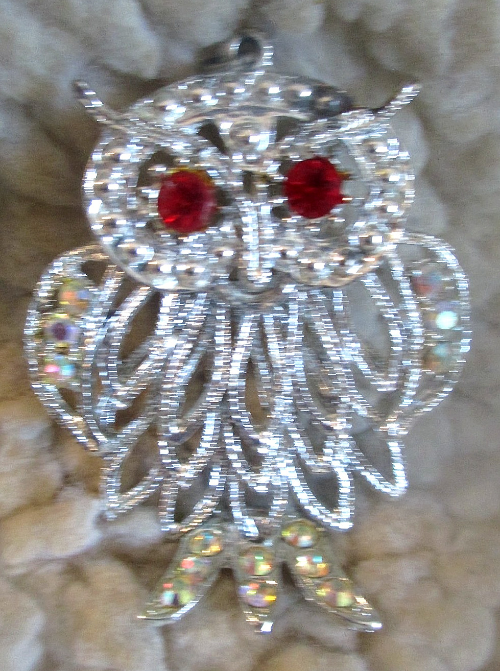 Vintage lot (2) diff. Unsigned Articulated Rhinestone Owl Pendants Only No Chain