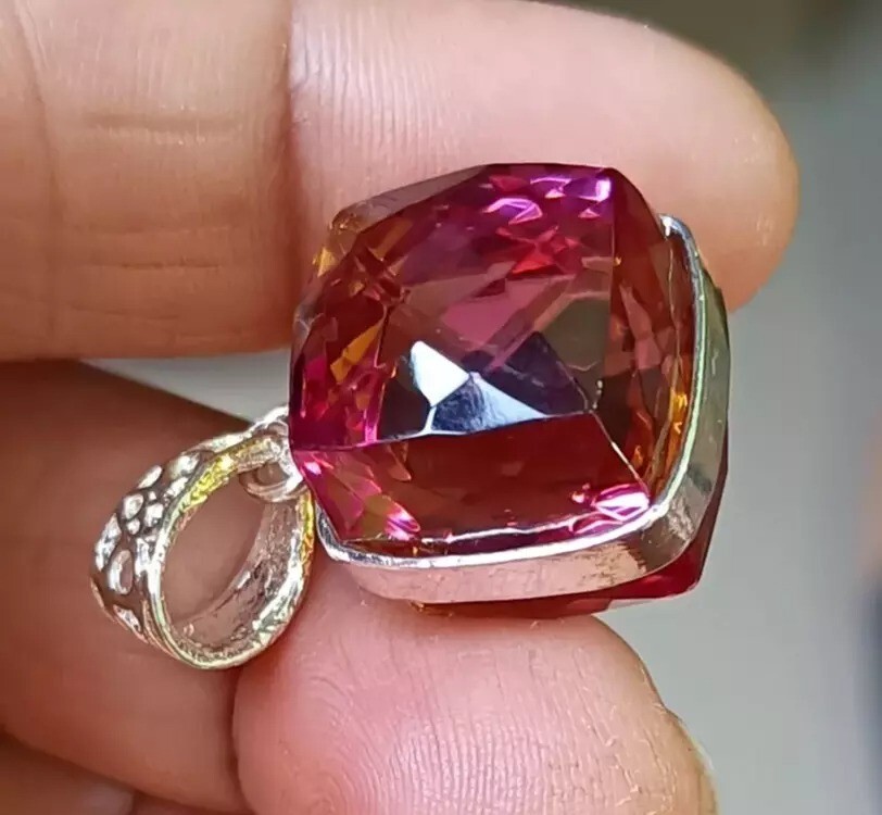 Certified 40.55 Ct Cube Natural Zultanite 925 Silver Pendant Loose Gemstone AAA