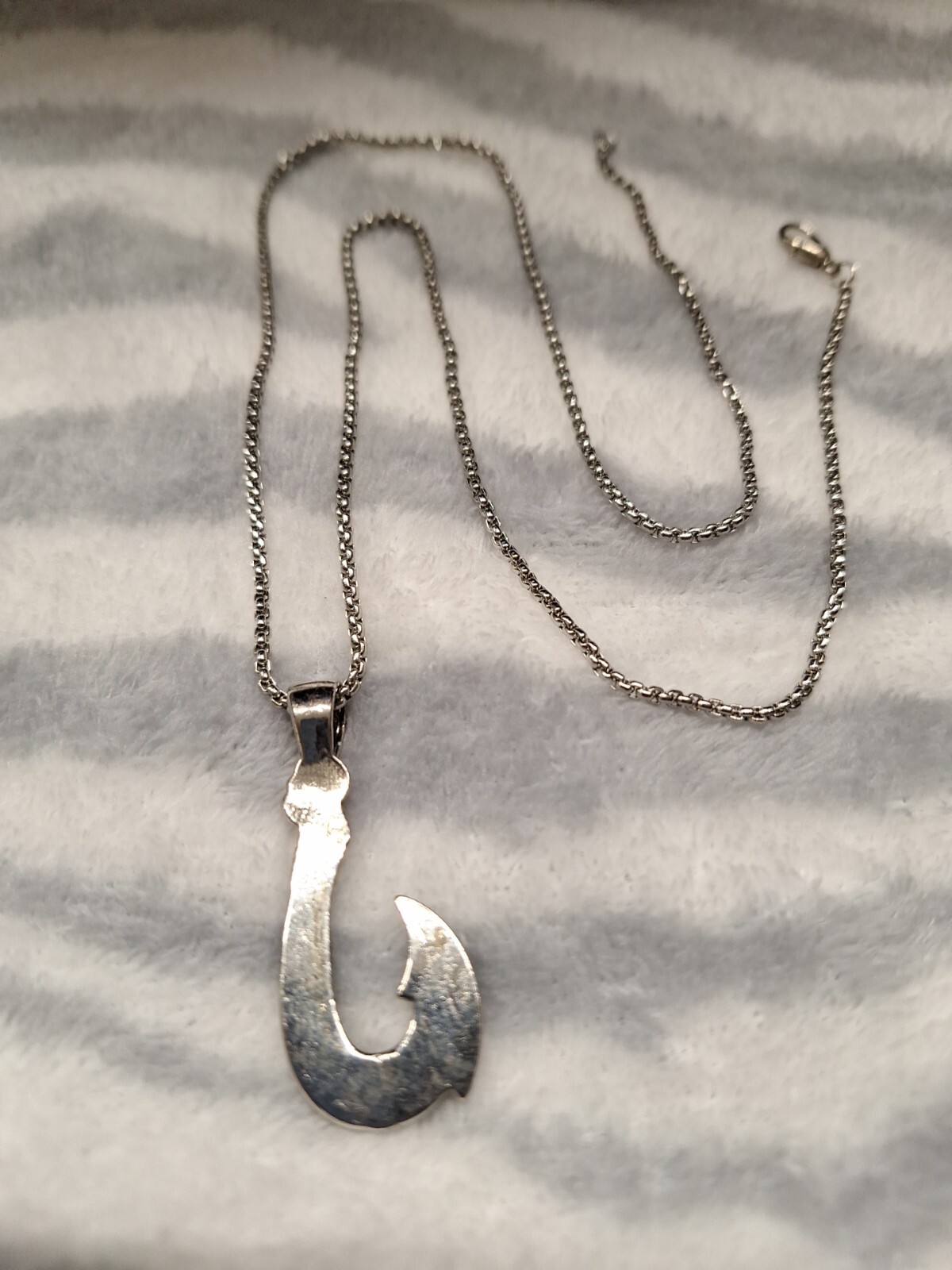 Men’s Hawaiian Fishing Hook Pendant Necklace, Men’s Fashion Jewelry Stainless…