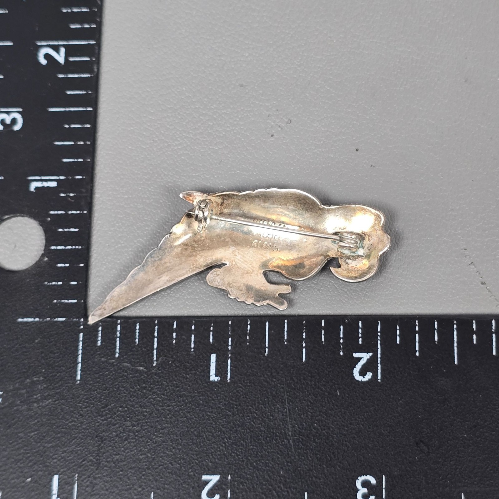 Vintage Hecno En Mexico Alpaca Silver Parrot Animal Bird Textured Pin Brooch