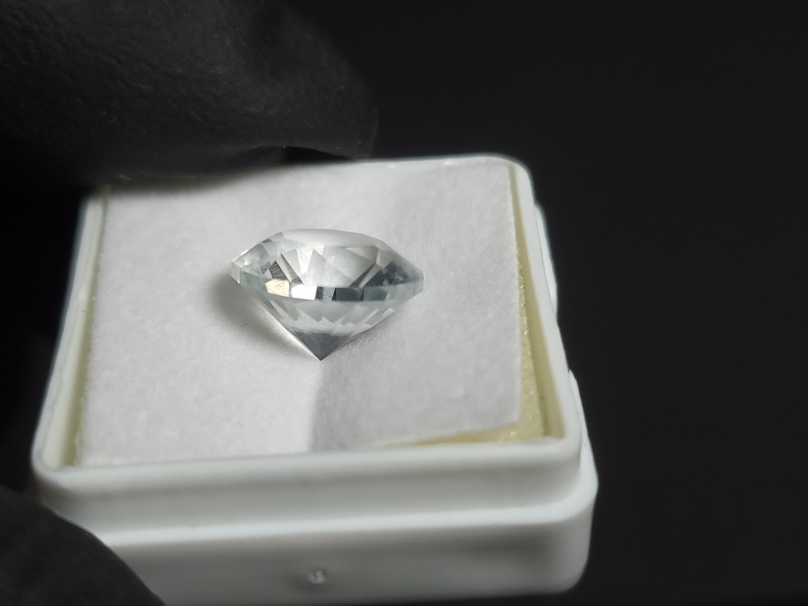 Brazilian Topaz Hand Cut Round Loose Natural Gemstone (5.6 ct.) (10.8 mm)