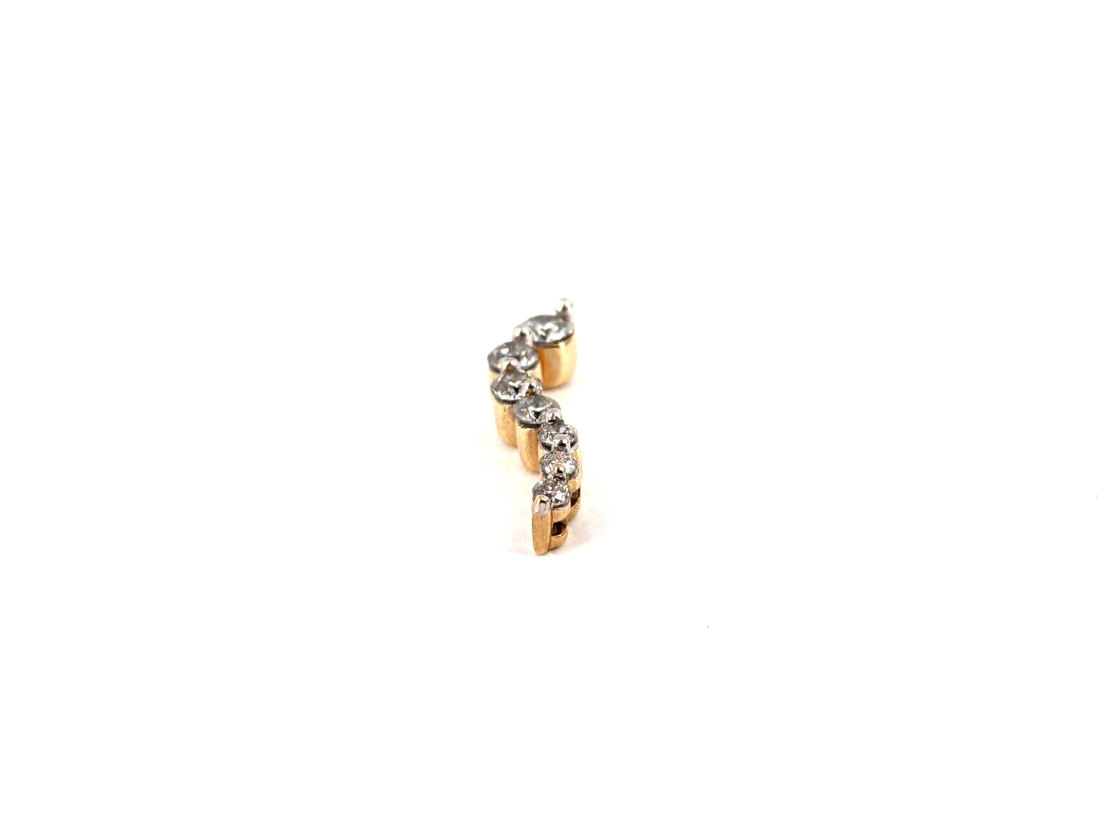 14KT Yellow Gold 0.90dwt 7 Diamond Stones Pendant 0.50cttw