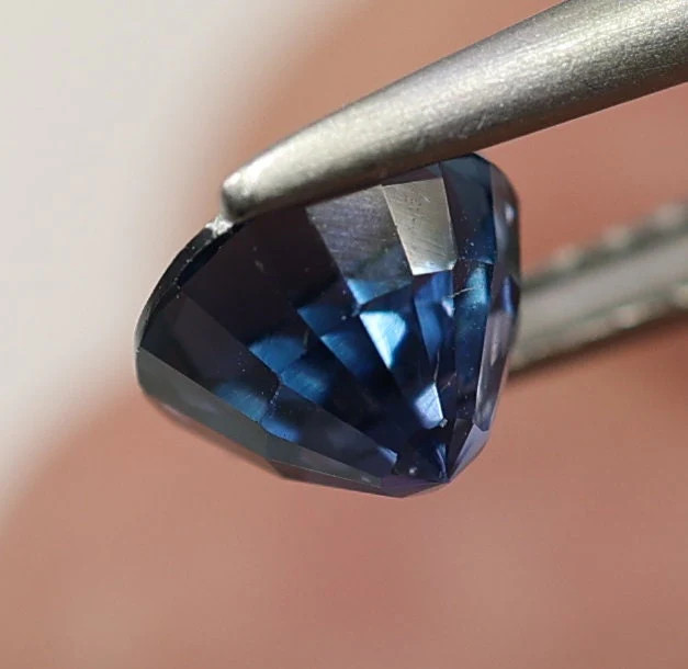 Natural Sapphire, 1.39 carat