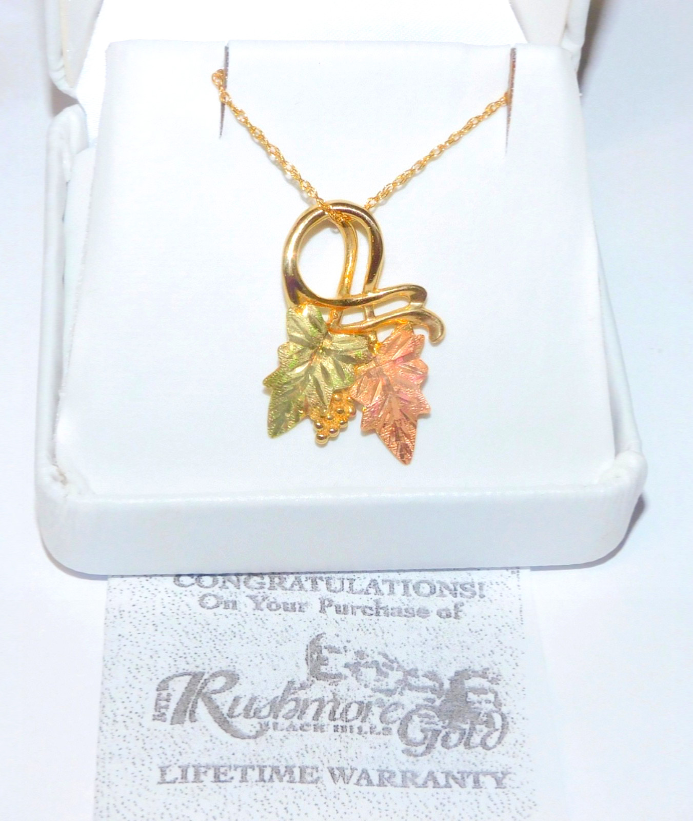Black Hills Gold 10k Mt Rushmore Gold Slider Leaf Pendant