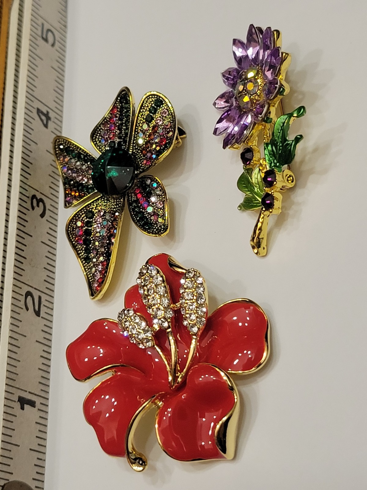 Absolutely Stunning Rhinestone Flower Floral Brooch All Occasion Lot CA USA P122