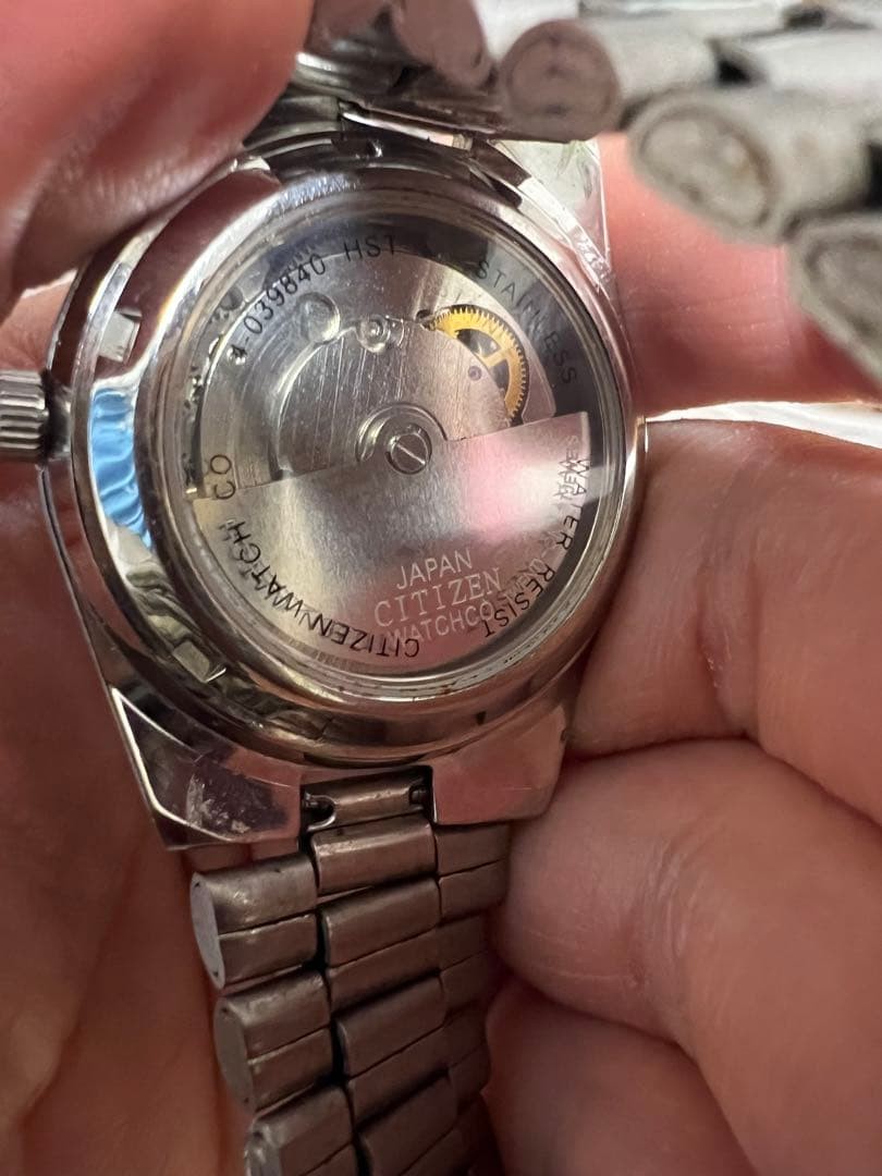 Excellent condition CITIZEN automatic watch, fully functional.
