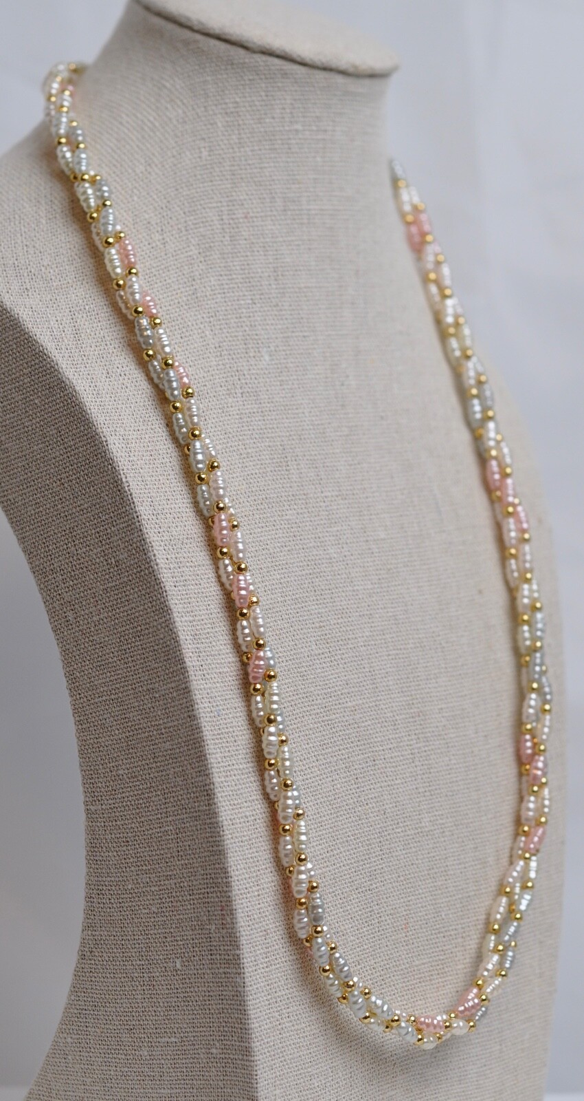 Necklace Color White Gold Pink Beaded 12” Long with Gold Tone Clasp