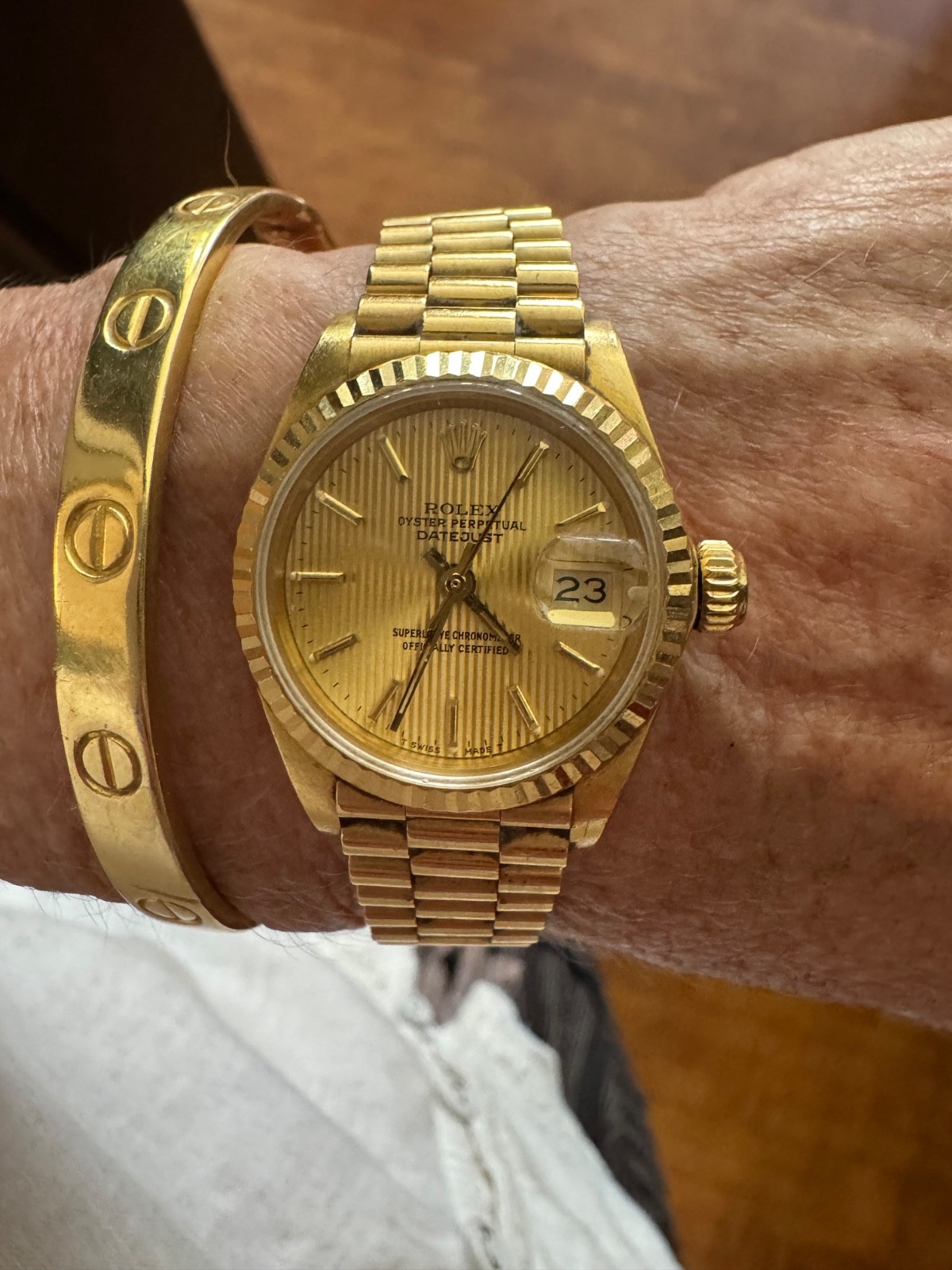 STEAL! Auth RARE early 1970’s vintage ROLEX womans watch 18k Gold- Gorgeous!