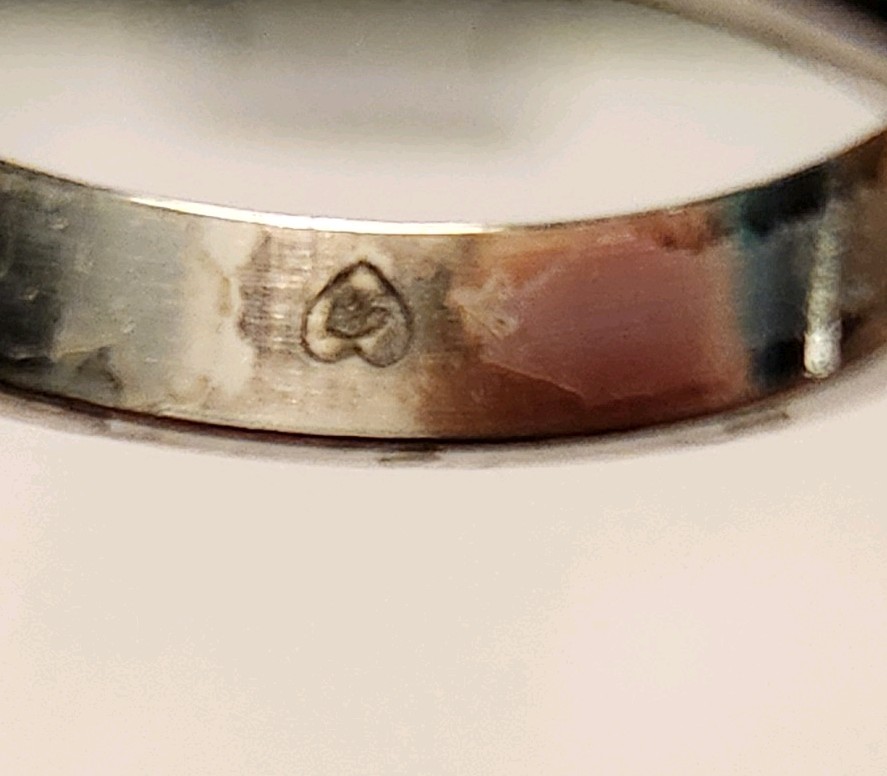 Brighton Spectrum Ring. Size 8 amber brown Hues Dark to Light Crystals
