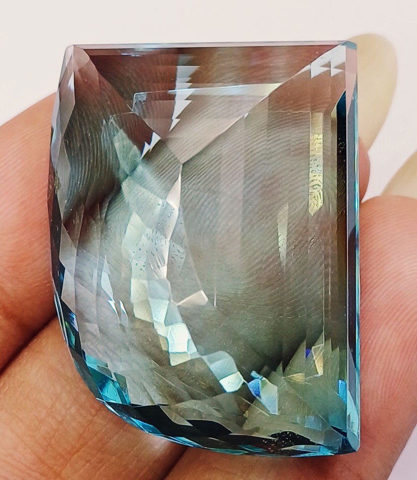 Certified Aquamarine 99.20 Ct Fancy Shape Loose Gemstones