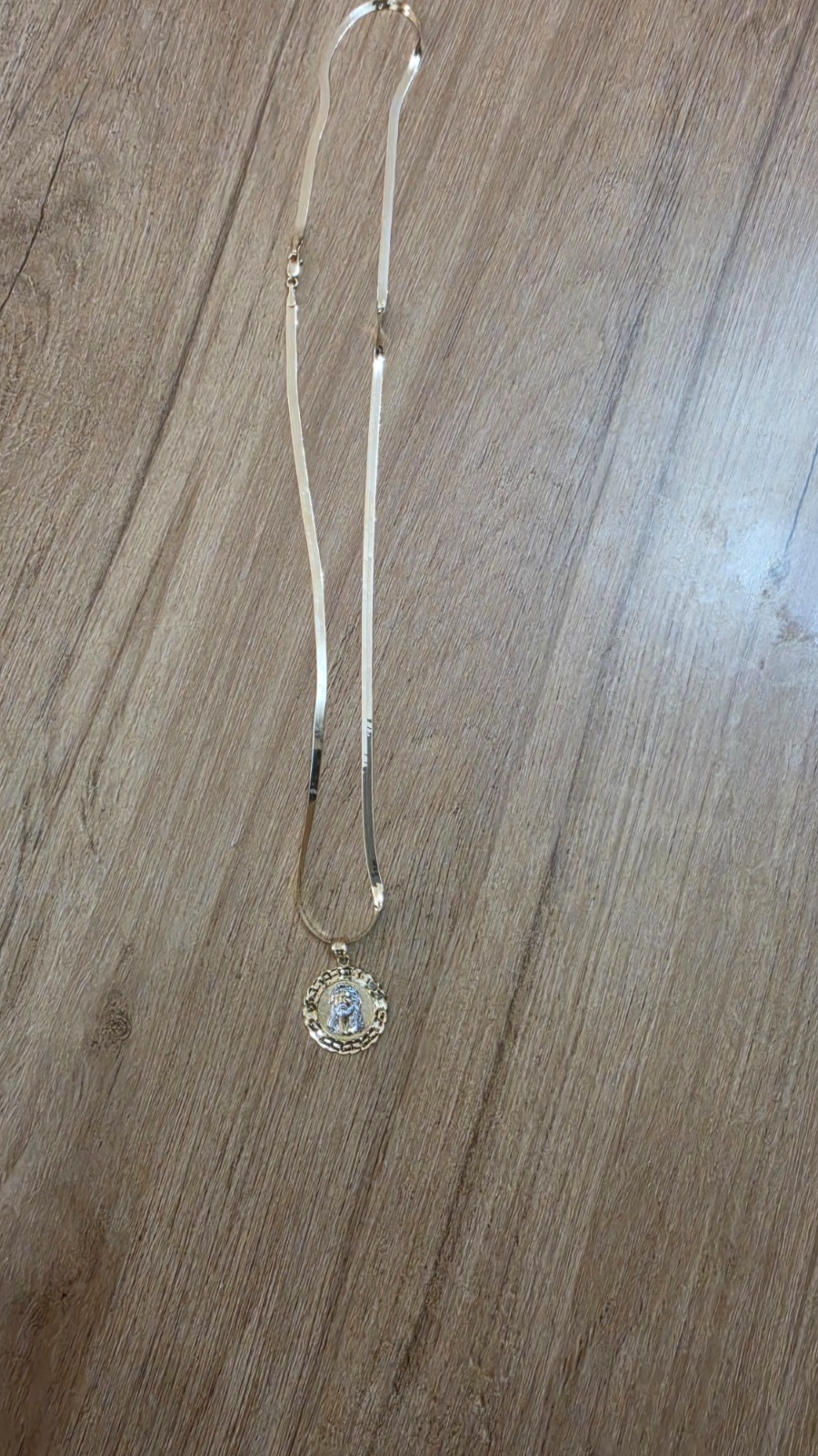 10K Yellow Gold Solid 3mm Flat Herringbone with Christ Pendant