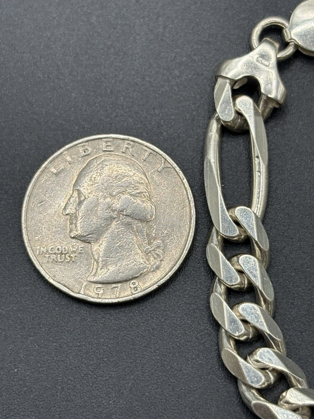 EUC 7″ Sterling Silver 8.7MM Fígaro 23 Grams Bracelet B24
