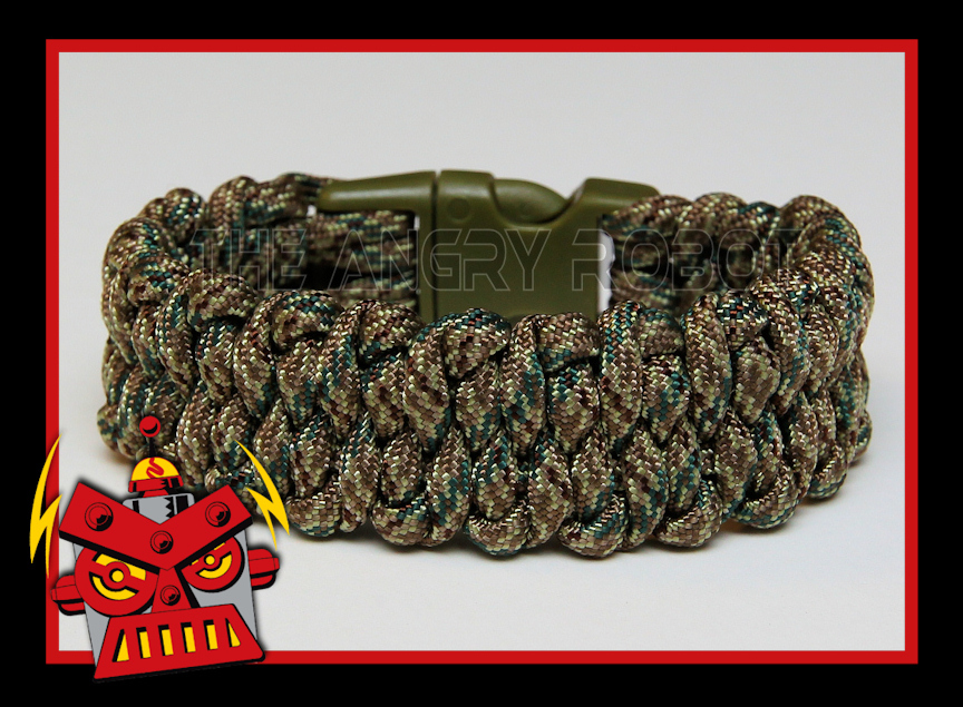 550 Paracord Bracelet Dragon’s Tongue – Digital Multi Camo with OD Green Buckle