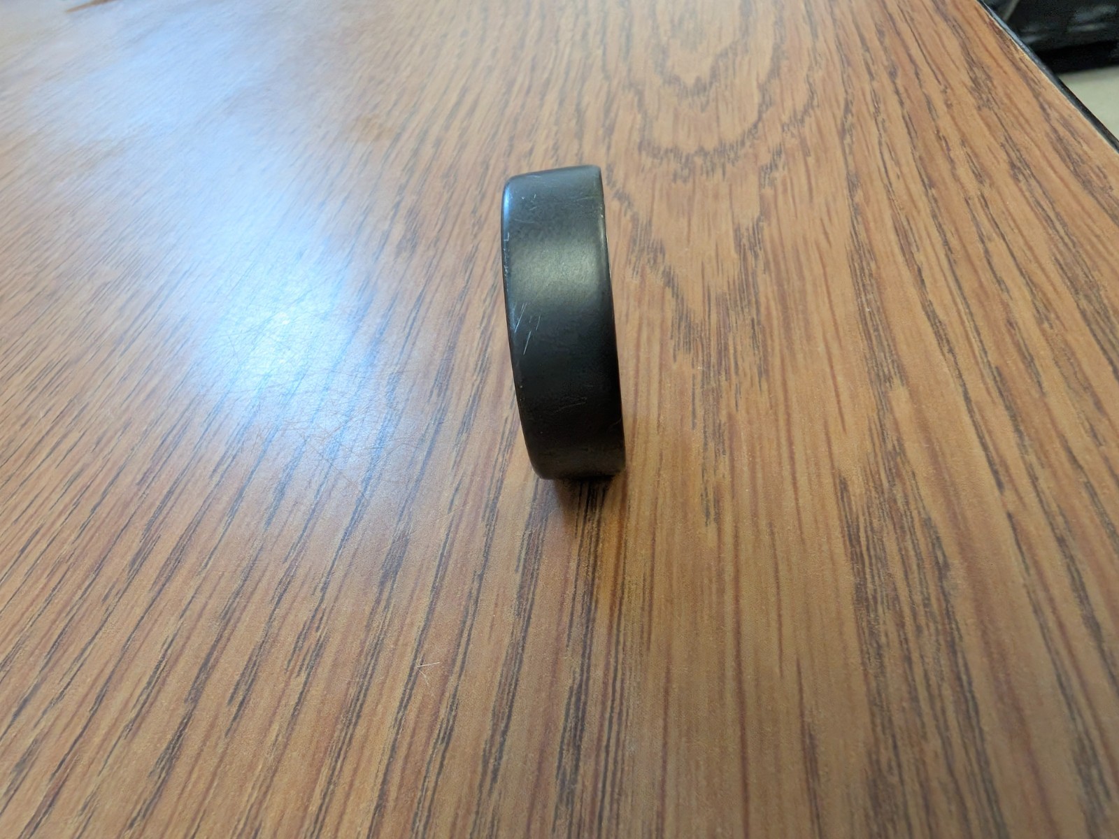 Oura ring 4 (Black) (size 11) (moderate wear) (charger included)
