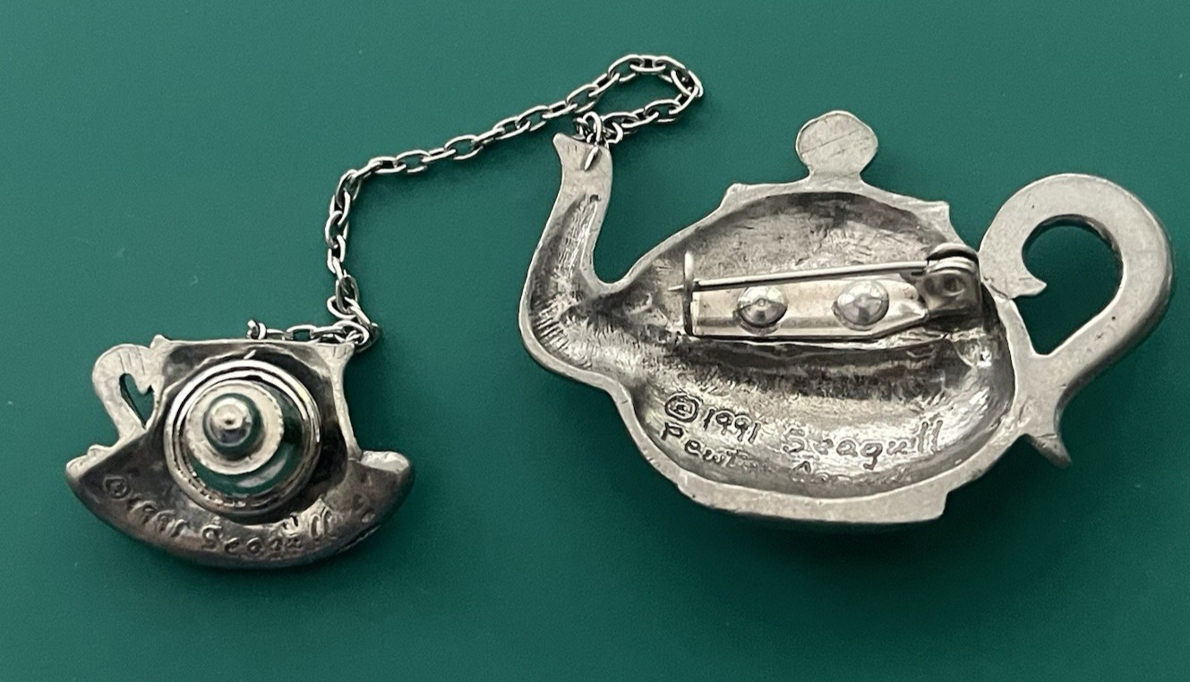 Vintage 1991 Pewter Teapot and Teacup Brooch Seagull Pewter Canada
