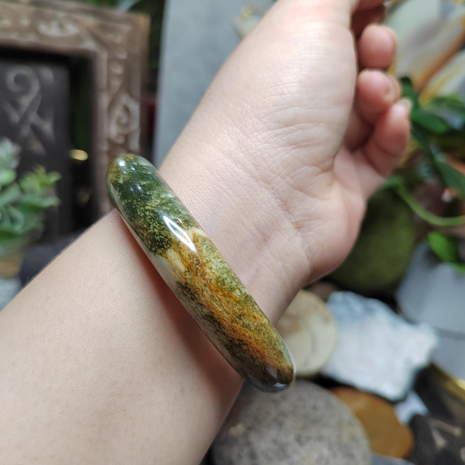 Certified Natural Xiuyan Jade Bangle “Celestial Clouds” | Inner 58.3 mm SL566
