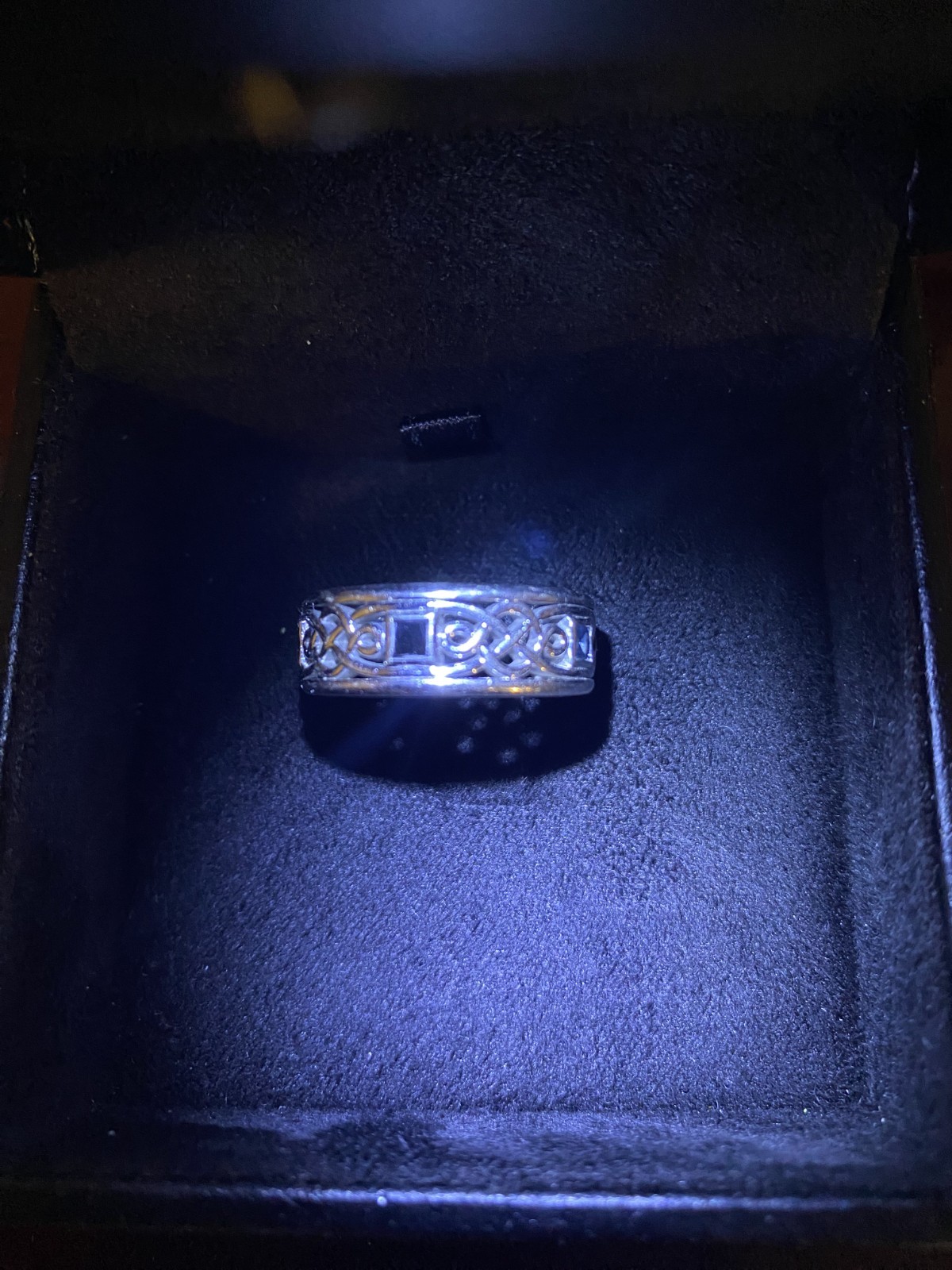 Men’s 14k White gold, Diamond and Sapphire Celtic Wedding Band