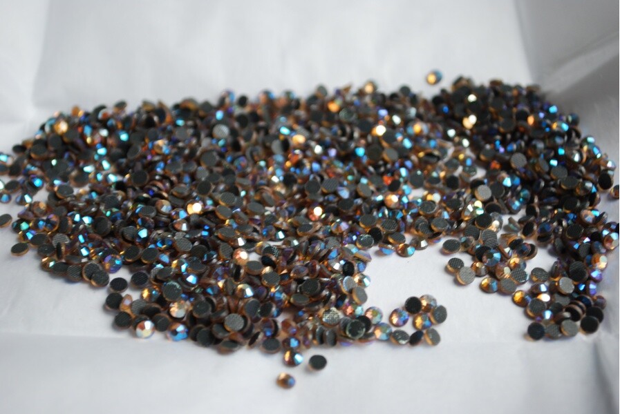 1440pcs HotFix Rhinestone Light Topaz AB Flatback Iron-On Beads Charm ss10 3mm