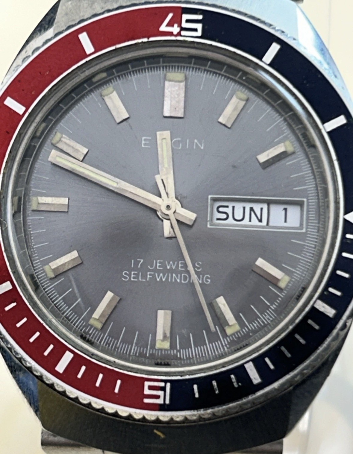 Elgin Skindiver Pepsi Bezel. Serviced! Excellent condition ETA 2879 OEM bracelet