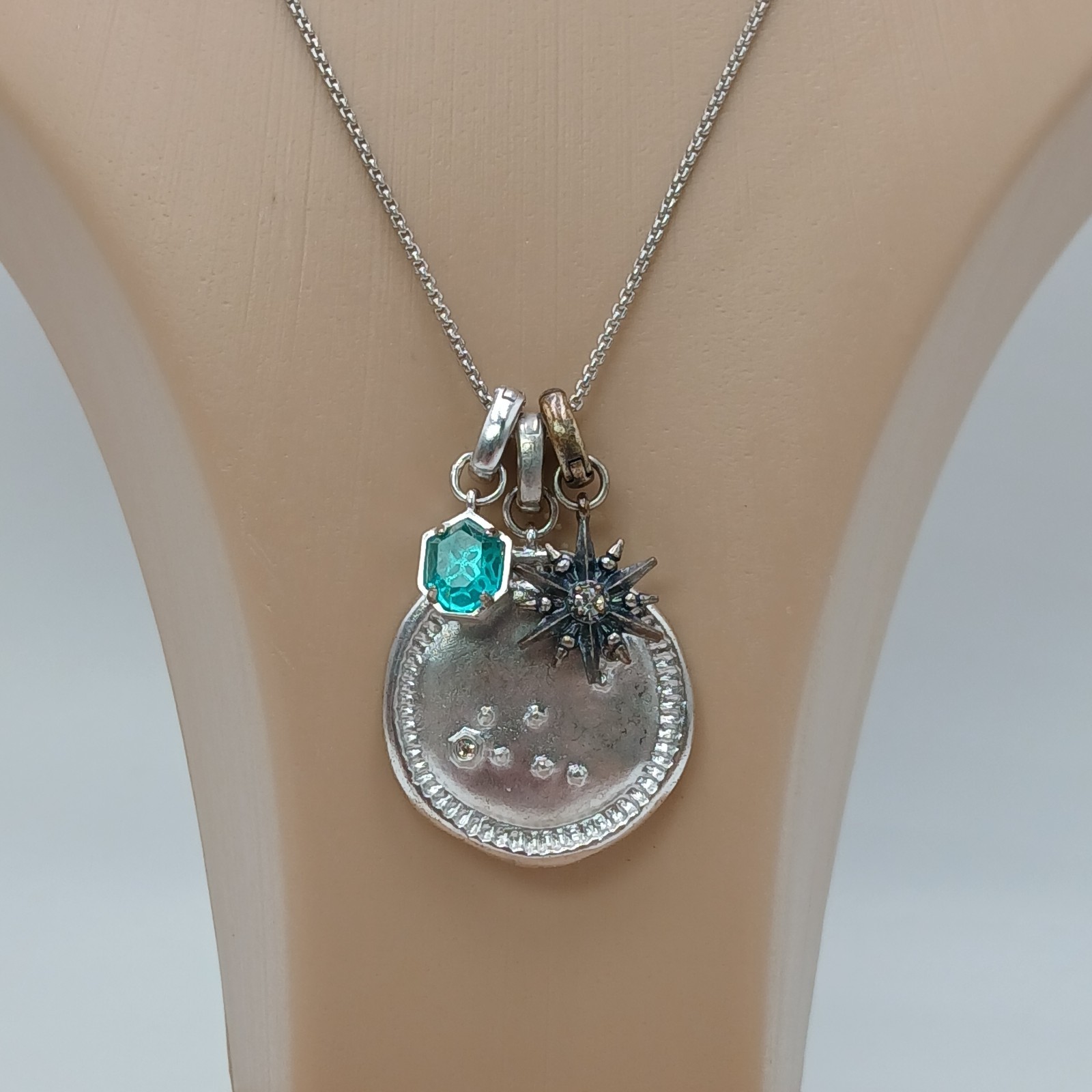 Kendra Scott Capricorn Necklace 28in Slide Silver Tone Zodiac Medallion Blue Gem