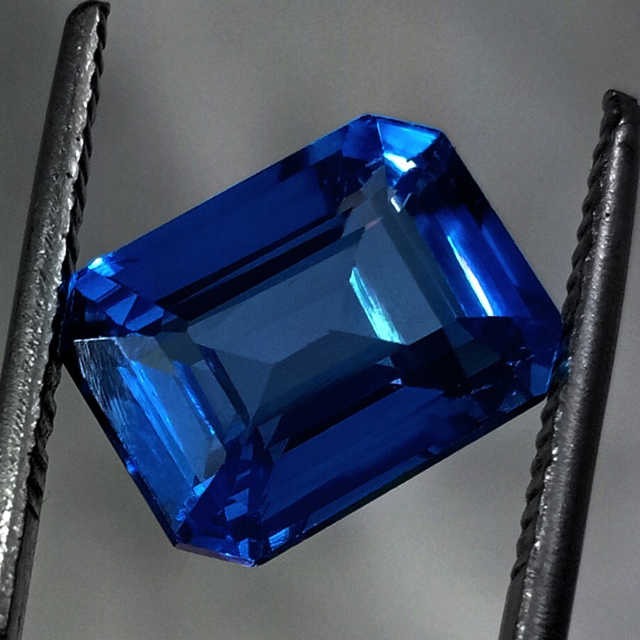 Natural Blue Aquamarine Emerald Cut Certified 10-12 Ct Stunning Loose Gemstone
