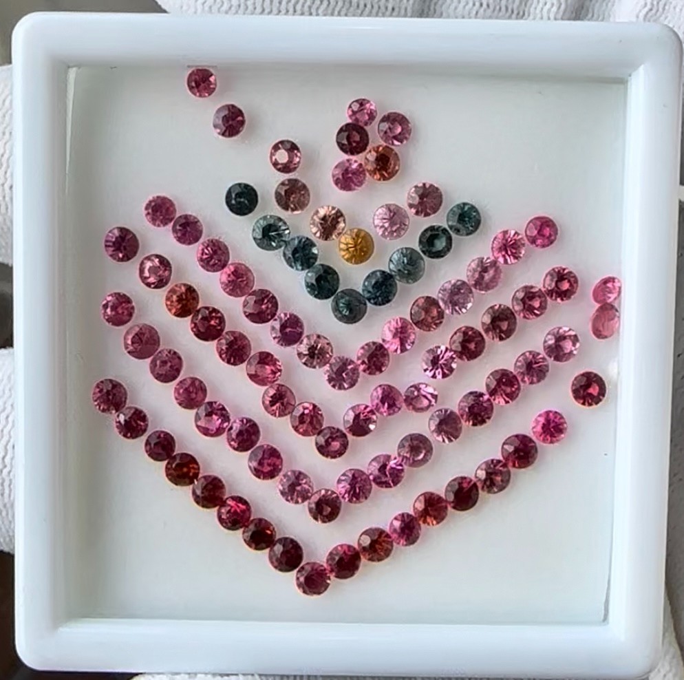 11.35ct Beautiful 2.5-3mm Round Spinel Set | Natural from Tanzania (BX)