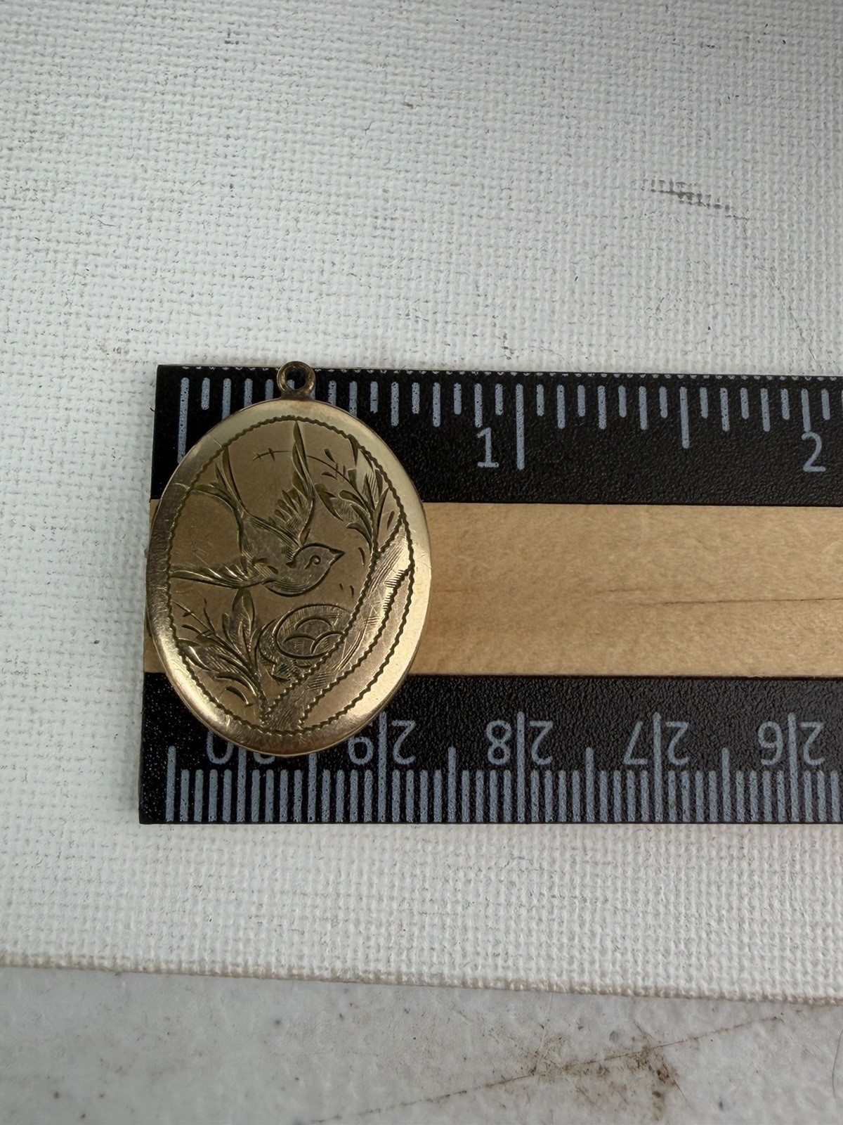 Vintage 1/20th 12k Gold Filled Bird With Nest Oval Locket Stamped MB