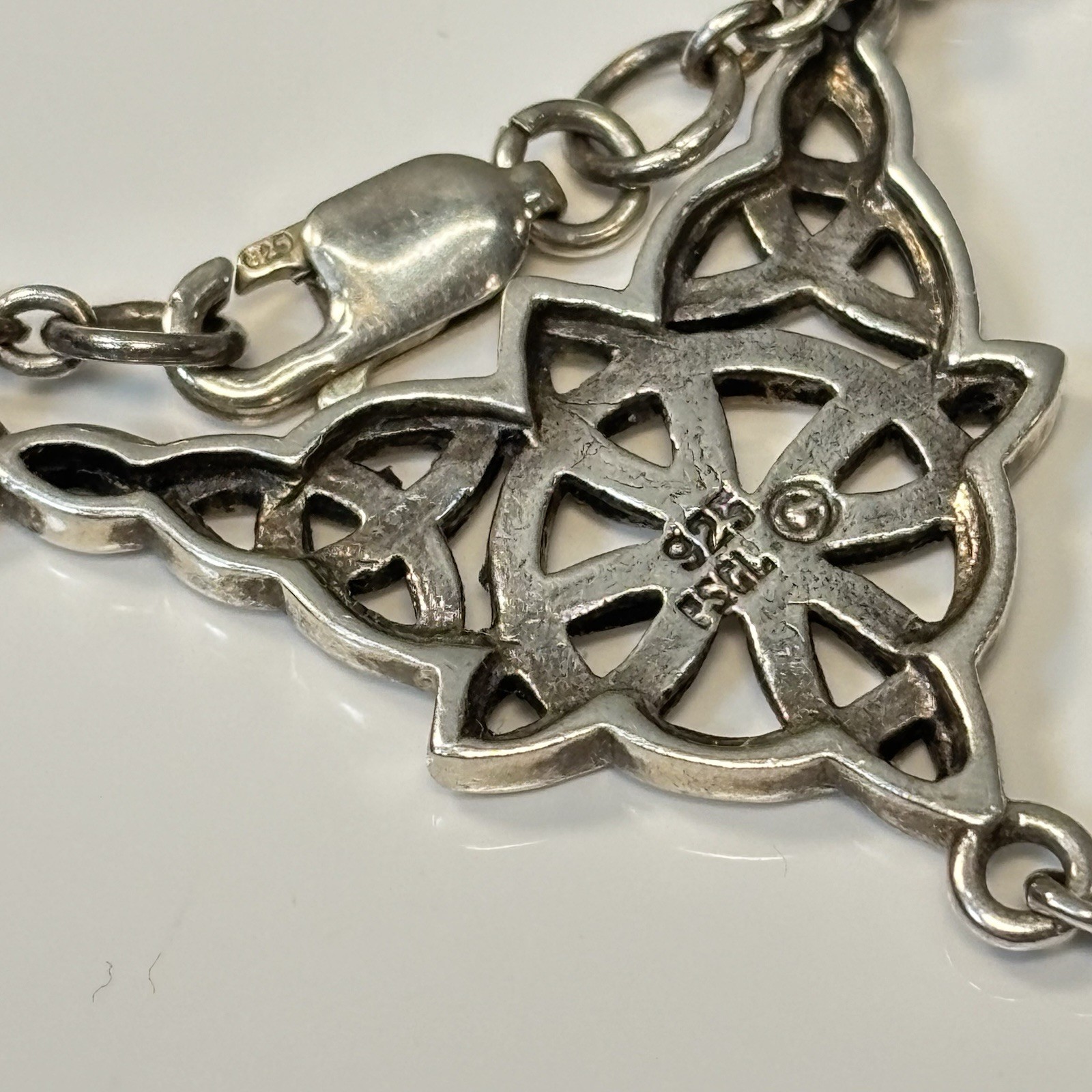 VTG Peter Stone Sterling Silver 925 Celtic Triquetra Moonstone Necklace 16″-18”L