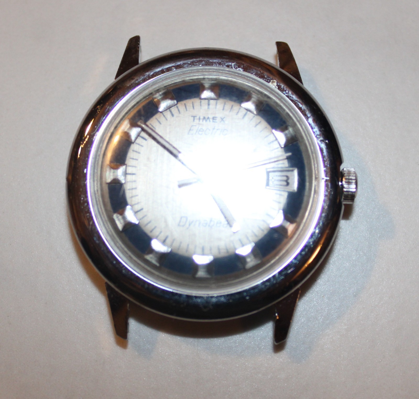 Vintage Timex Dynabeat Men Silver Tone Electric Watch Runs Good Collectible