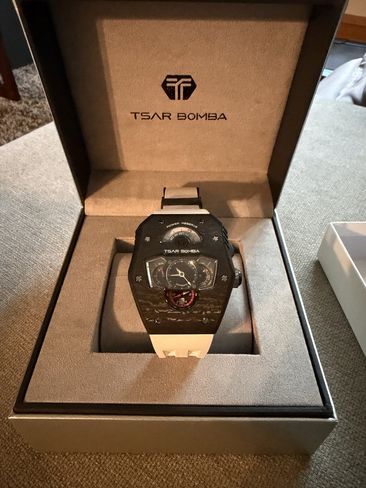 TSAR BOMBA Men’s Automatic Power Reserve Black Carbon Tonneau White Strap Box