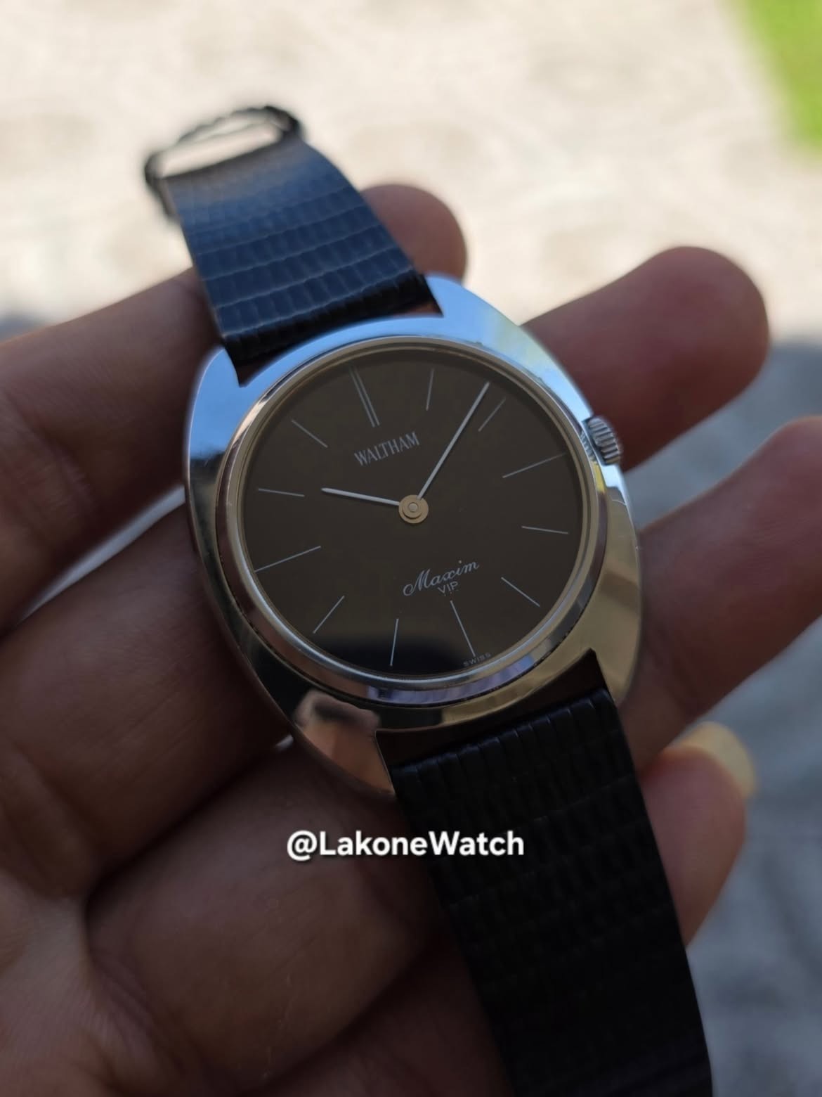 Rare Waltham Maxim VIP C Shape Case Black Dial Baton Watch Dress Manual Winding