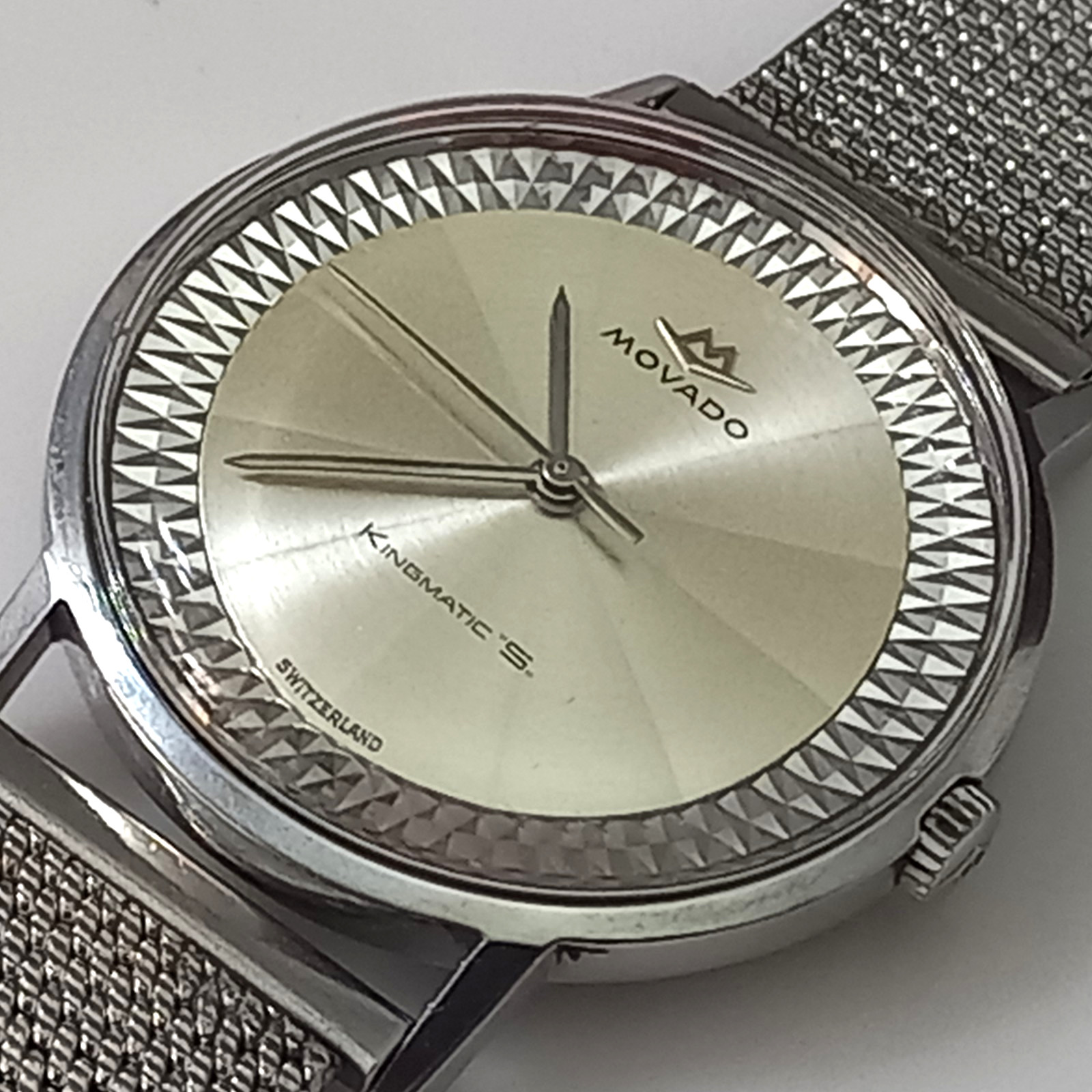 Stunning Vintage 1960s Movado Kingmatic “S” SUB-SEA Automatic 28Jewel Ref. 19106
