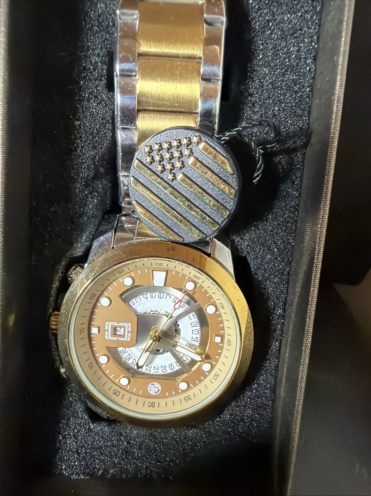 AJ 45mm Quartz Open Dial Gold Silver Men’s Watch New in Box Date Display. Heavy