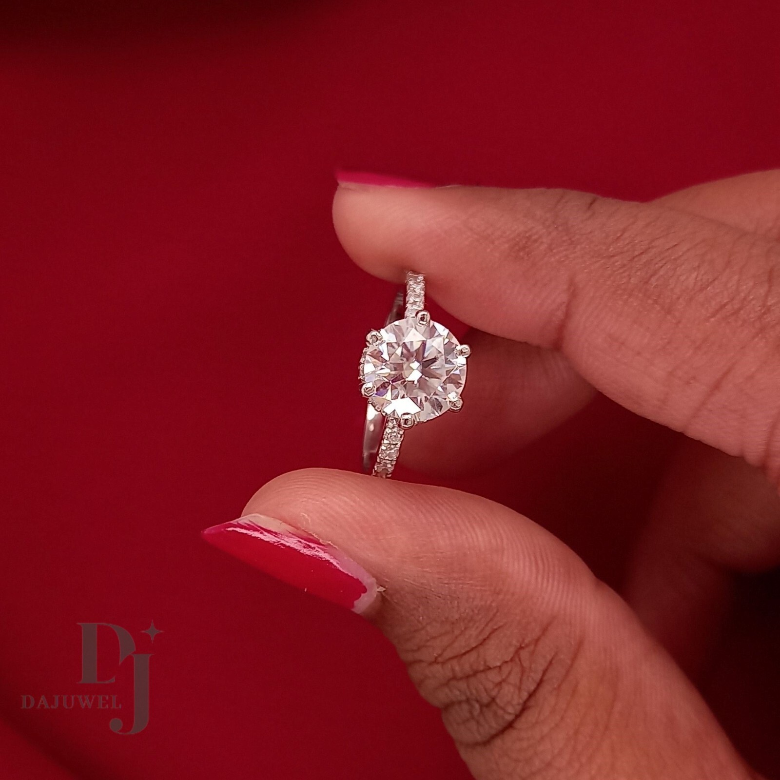 Moissanite Solitaire Engagement Ring Solid 14K White Gold Round Cut 2 Carat VVS1